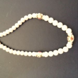 Necklace and earings